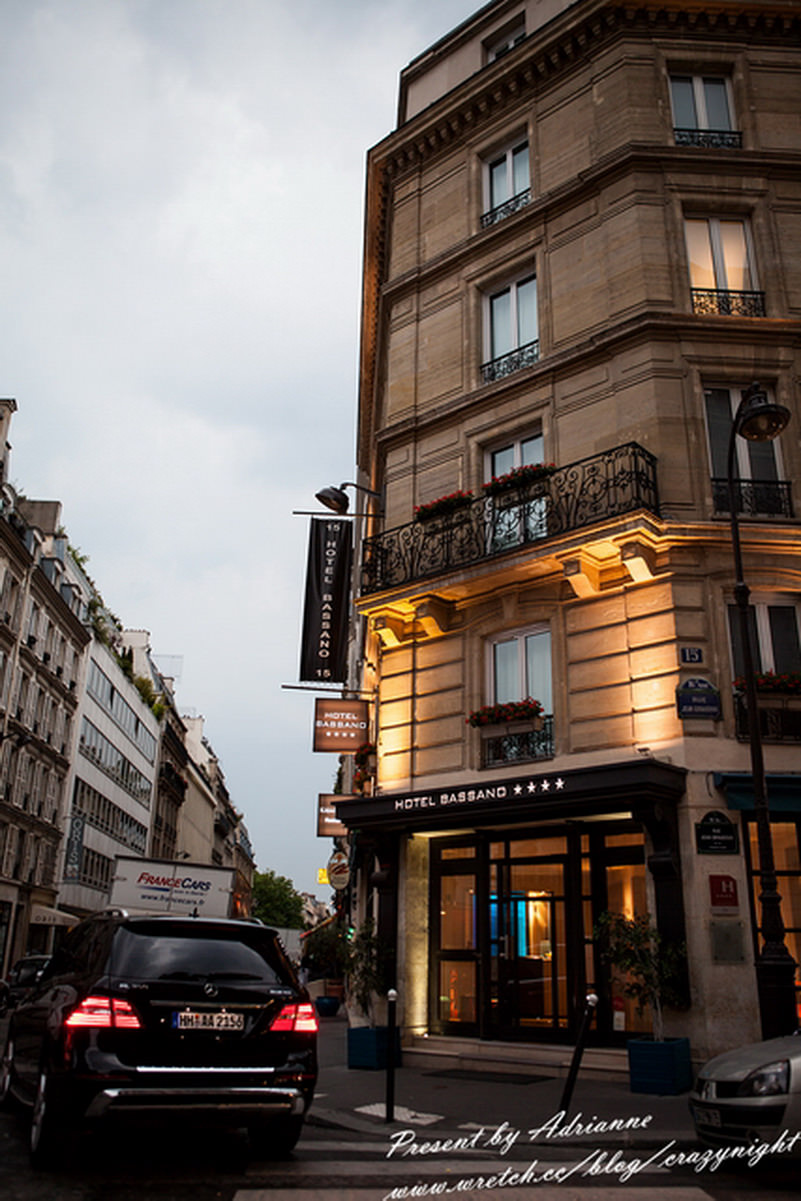 【巴黎住宿】Day6-1 巴黎第八區精品旅館 Hotel Bassano**** 四星 (步行香榭麗舍大道只要5分鐘&免費wifi)