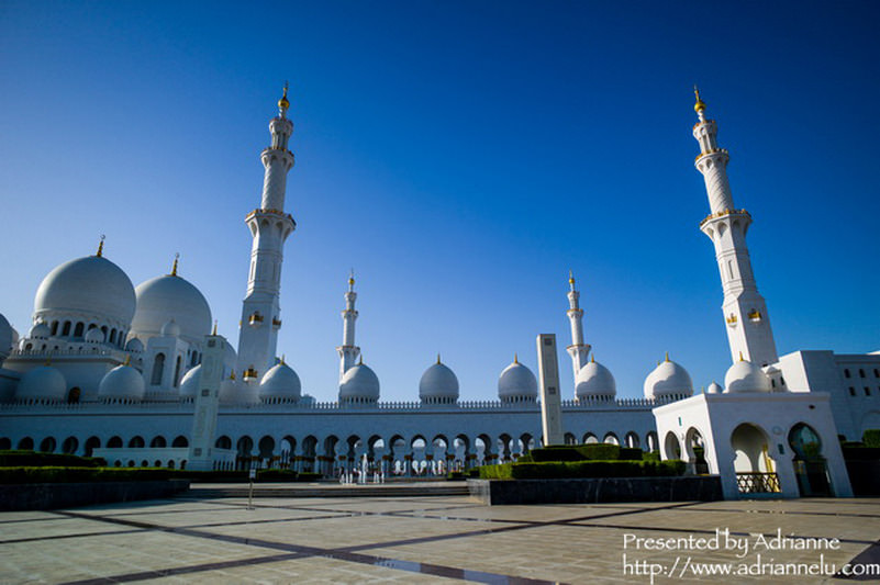 【環遊歐洲68天】Day4-2 阿布達比Abu Dhabi。阿聯規模最大的Sheikh Zayed大清真寺