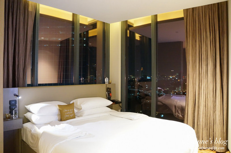 【曼谷住宿推薦】索菲特曼谷特色飯店 (Sofitel So Bangkok Hotel)，時尚且位置絕佳、頂樓無邊際泳池、房間就可以欣賞曼谷夜景！