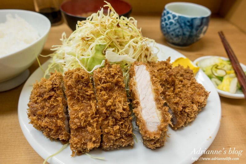【東京餐廳推薦】上野站－高CP值的好吃豬排飯，とんかつ山家(Pork cutlet Yamabe Okachimachi) 御徒町店