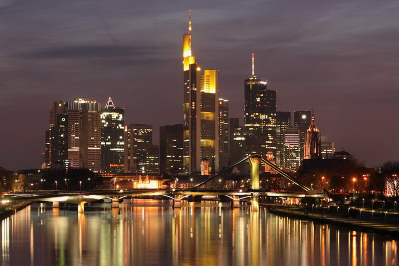 Skyline_Frankfurt_am_Main.jpg